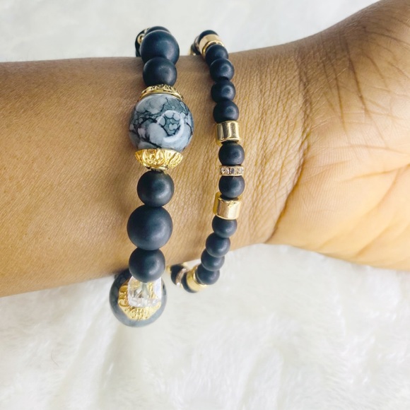 Hand beaded bracelets - Picture 2 of 8